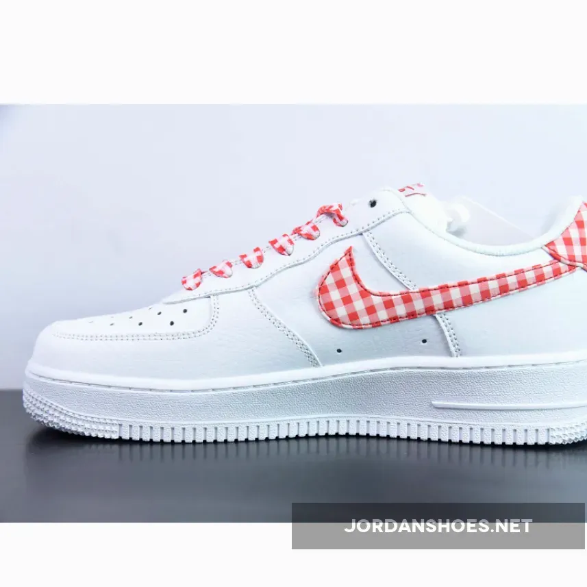 Nike Air Force 1 Low Gingham Plaid Red Nike Air Force 1 Low Gingham Plaid Red