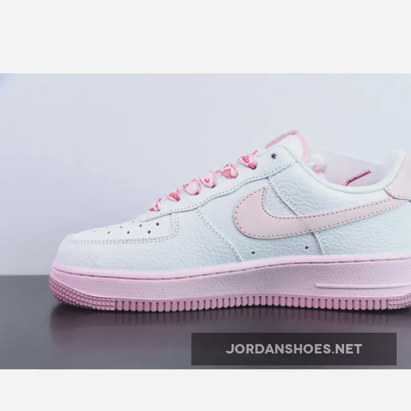 Nike Air Force 1 Low GS White/Pink Foam Nike Air Force 1 Low GS White/Pink Foam