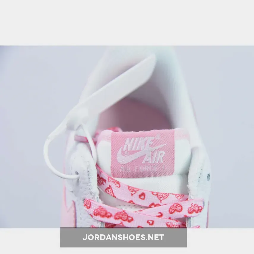 Nike Air Force 1 Low GS White/Pink Foam Nike Air Force 1 Low GS White/Pink Foam