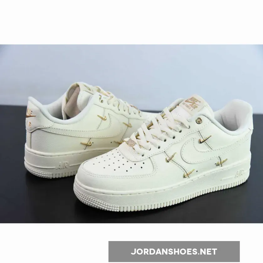 Nike Air Force 1 Low Sail Metallic Gold Nike Air Force 1 Low Sail Metallic Gold