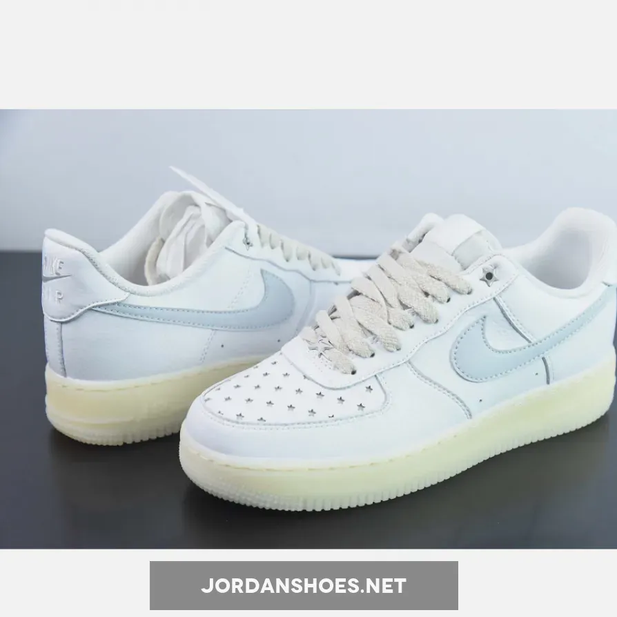 Nike Air Force 1 Low Star CutOut Pure Platinum Nike Air Force 1 Low Star CutOut Pure Platinum