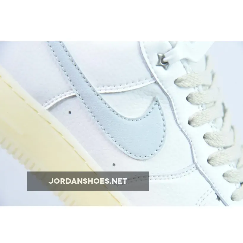 Nike Air Force 1 Low Star CutOut Pure Platinum Nike Air Force 1 Low Star CutOut Pure Platinum