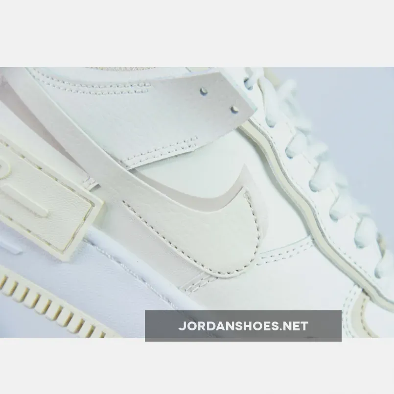 Nike Air Force 1 Shadow Light Tan Nike Air Force 1 Shadow Light Tan