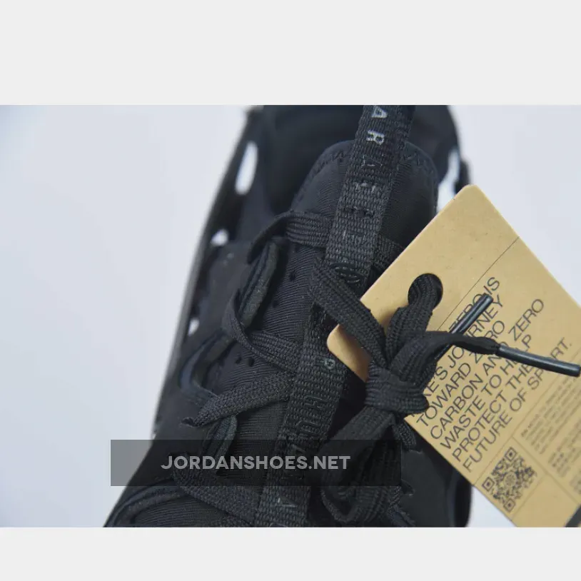 Nike Air Huarache Craft Black/White Nike Air Huarache Craft Black/White