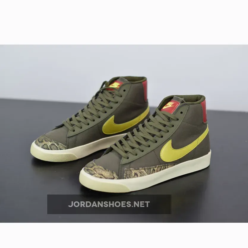 Nike Blazer Mid ’77 "Olive Snakeskin" Medium Olive/Lemon Venom-Fossil Nike Blazer Mid ’77 "Olive Snakeskin" Medium Olive/Lemon Venom-Fossil