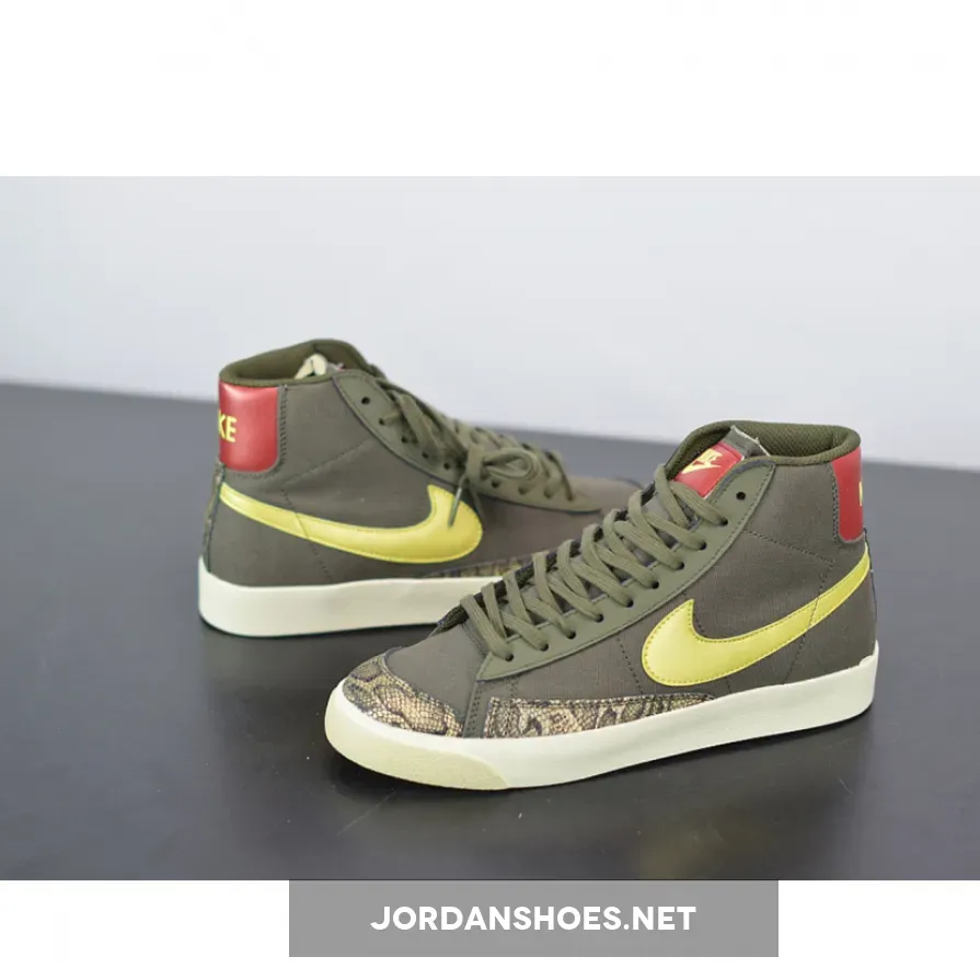 Nike Blazer Mid ’77 "Olive Snakeskin" Medium Olive/Lemon Venom-Fossil Nike Blazer Mid ’77 "Olive Snakeskin" Medium Olive/Lemon Venom-Fossil