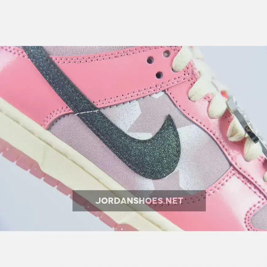 Nike Dunk Low Barbie Nike Dunk Low Barbie