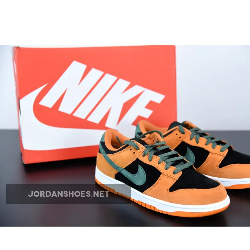 Nike Dunk Low SP Black/Ceramic-Nori