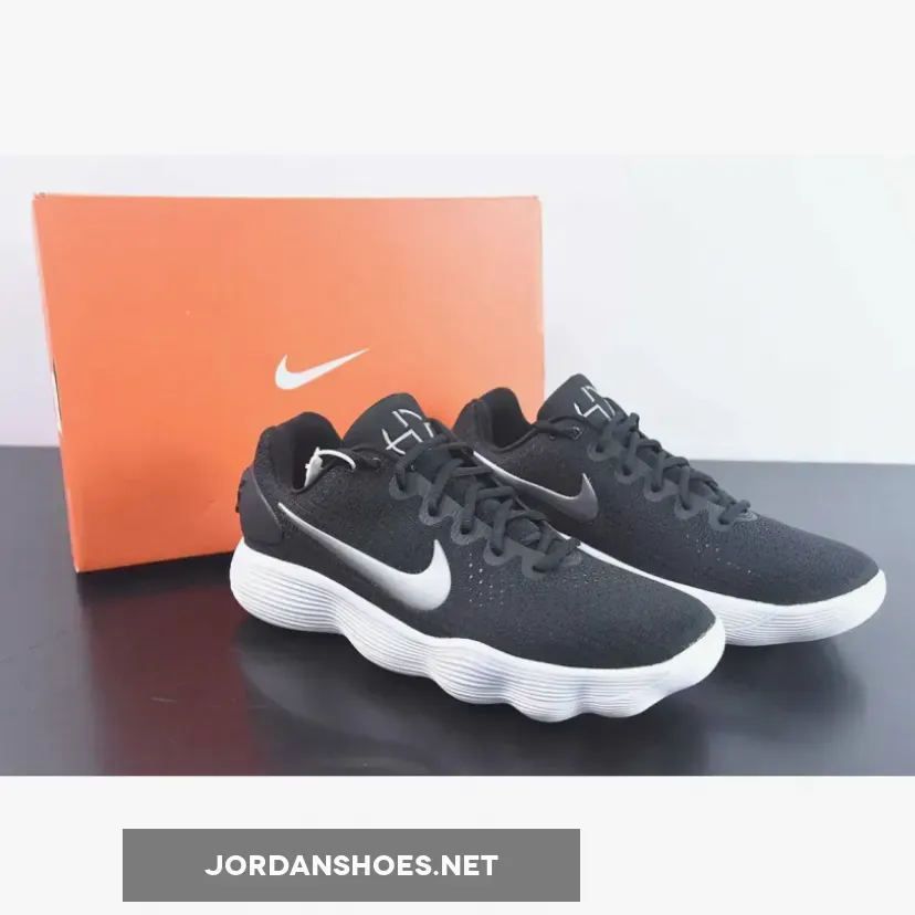 Nike Hyperdunk 2017 Low ‘Black Metallic Silver’