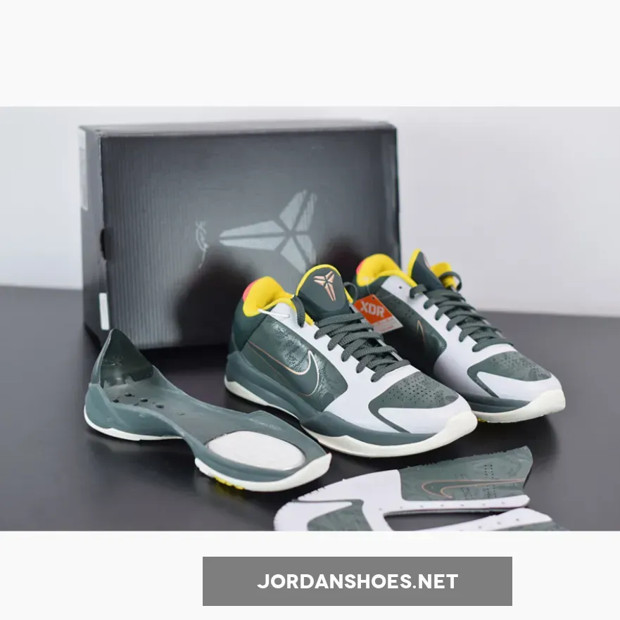 Nike Kobe 5 Protro "EYBL" Forest Green