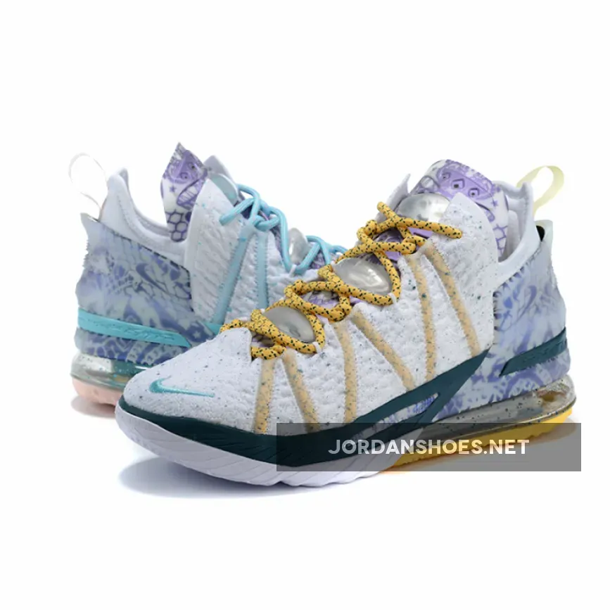 Nike LeBron 18 ‘Reflections Flip’ Nike LeBron 18 ‘Reflections Flip’