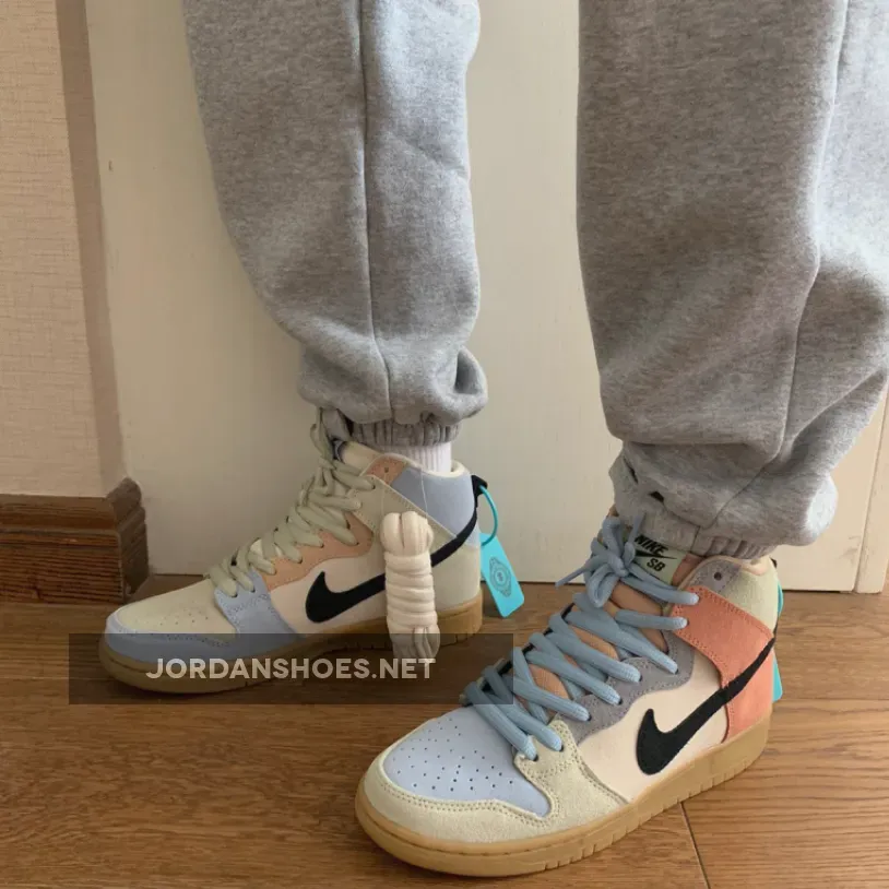 Nike SB Dunk High "Spectrum"