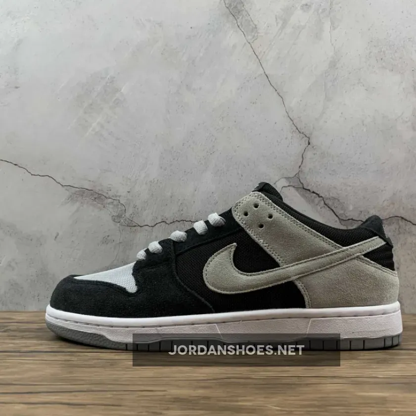 Nike SB Dunk Low Black/Wolf Grey-White