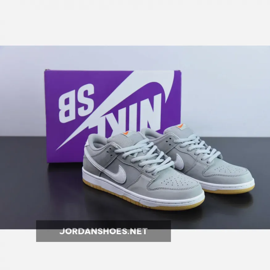 Nike SB Dunk Low Grey Gum
