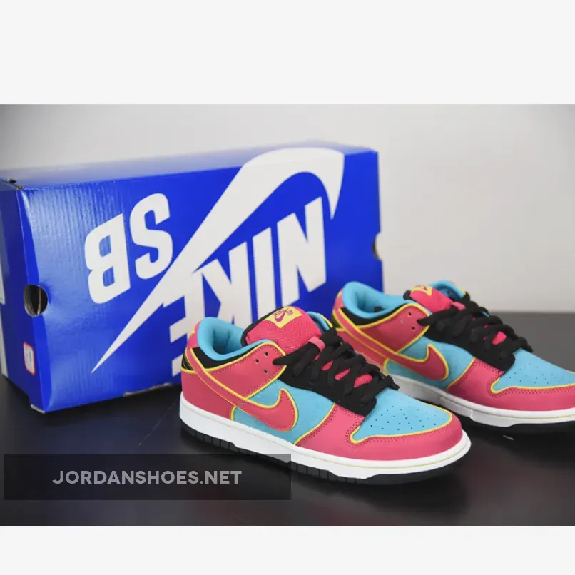 Nike SB Dunk Low Premium Ms. Pacman Chlorine Blue/Cersie