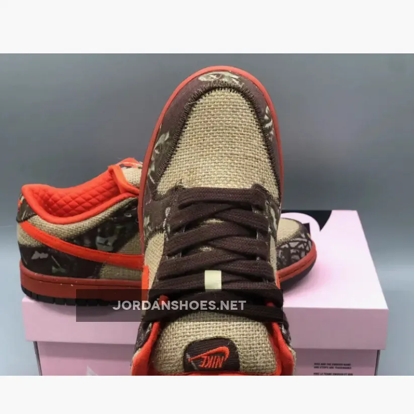 Nike SB Dunk Low "Reese Forbes Hunter" Nike SB Dunk Low "Reese Forbes Hunter"