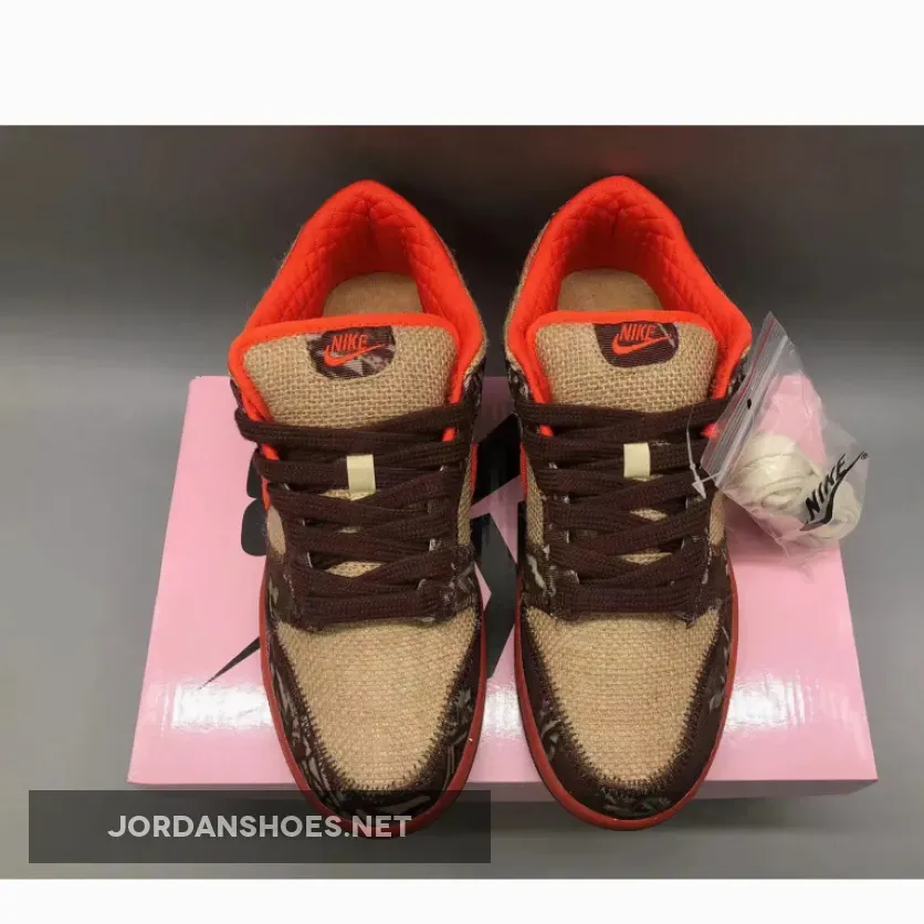 Nike SB Dunk Low "Reese Forbes Hunter" Nike SB Dunk Low "Reese Forbes Hunter"
