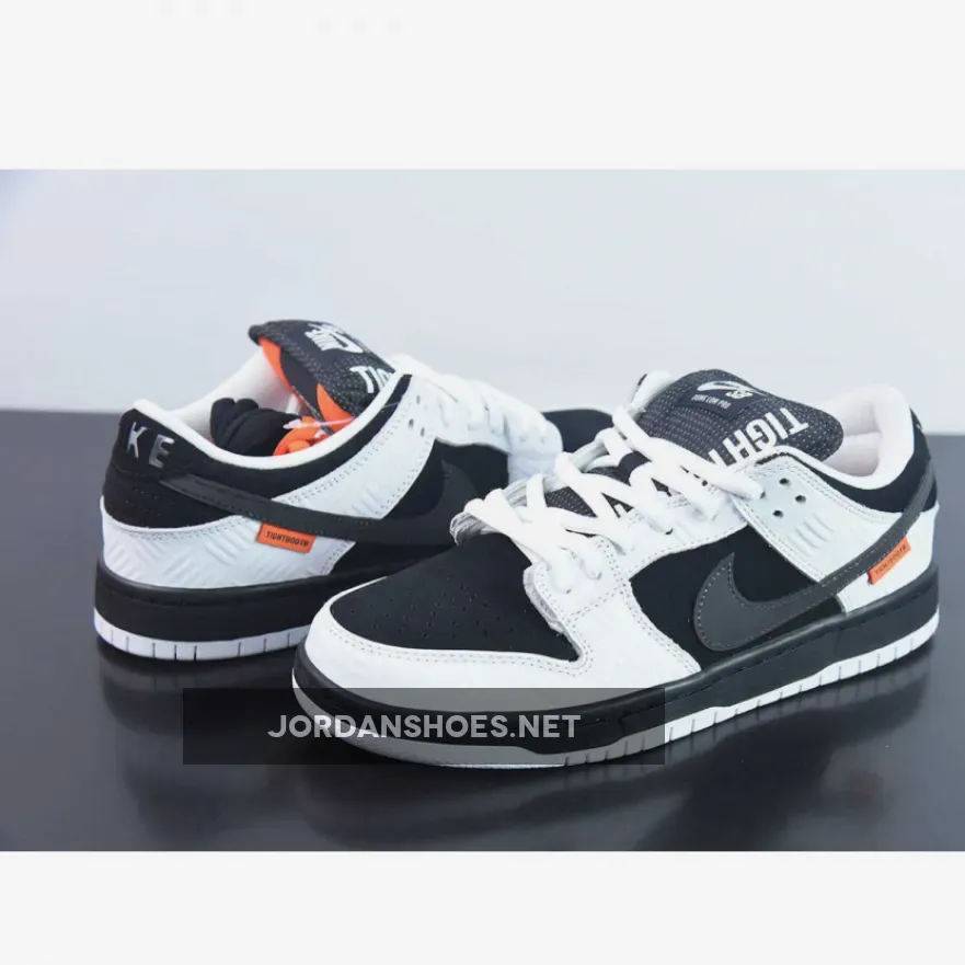 Nike SB Dunk Low TIGHTBOOTH Nike SB Dunk Low TIGHTBOOTH