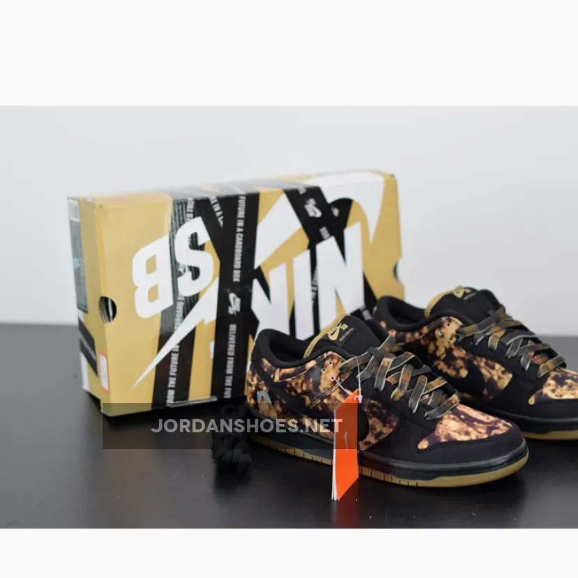 Nike SB Dunk Premium ‘Pushead 2’ Black Filbert