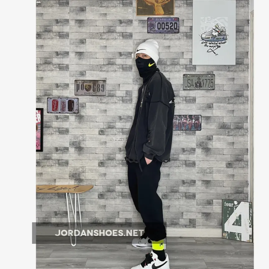 PEACEMINUSONE x Nike Air Force 1 "Para-Noise 2.0" White/Black PEACEMINUSONE x Nike Air Force 1 "Para-Noise 2.0" White/Black