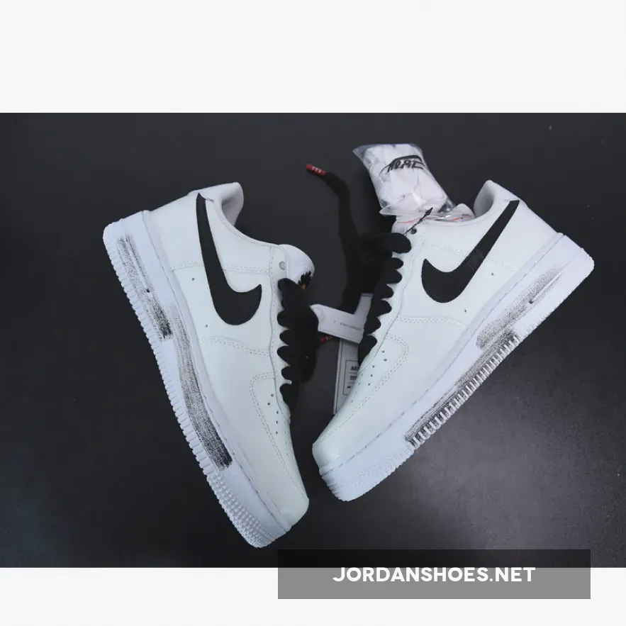 PEACEMINUSONE x Nike Air Force 1 "Para-Noise 2.0" White/Black PEACEMINUSONE x Nike Air Force 1 "Para-Noise 2.0" White/Black