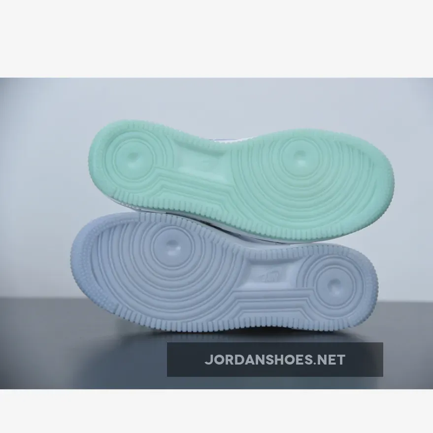 Steven Harrington x Nike Air Force 1 Eather Day White Steven Harrington x Nike Air Force 1 Eather Day White