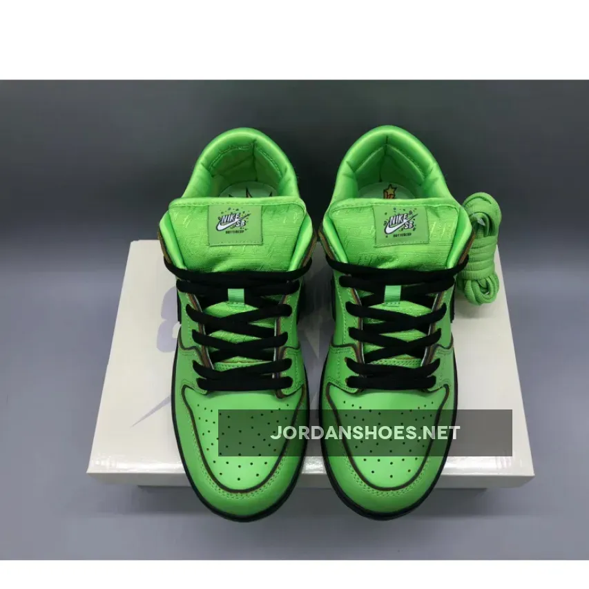 The Powerpuff Girls x Nike SB Dunk Low Buttercup The Powerpuff Girls x Nike SB Dunk Low Buttercup