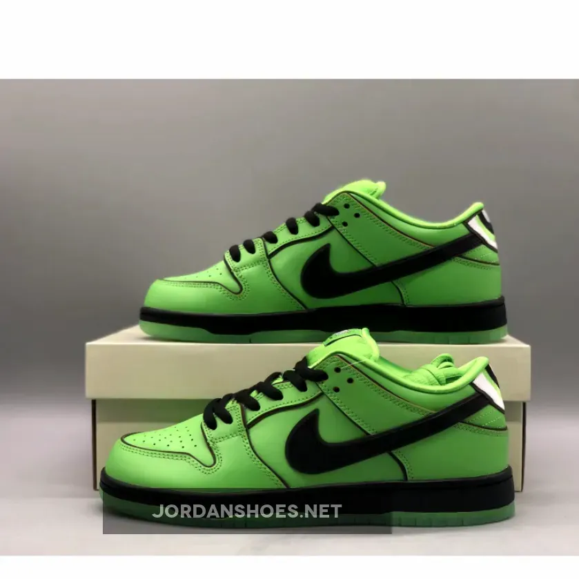 The Powerpuff Girls x Nike SB Dunk Low Buttercup The Powerpuff Girls x Nike SB Dunk Low Buttercup