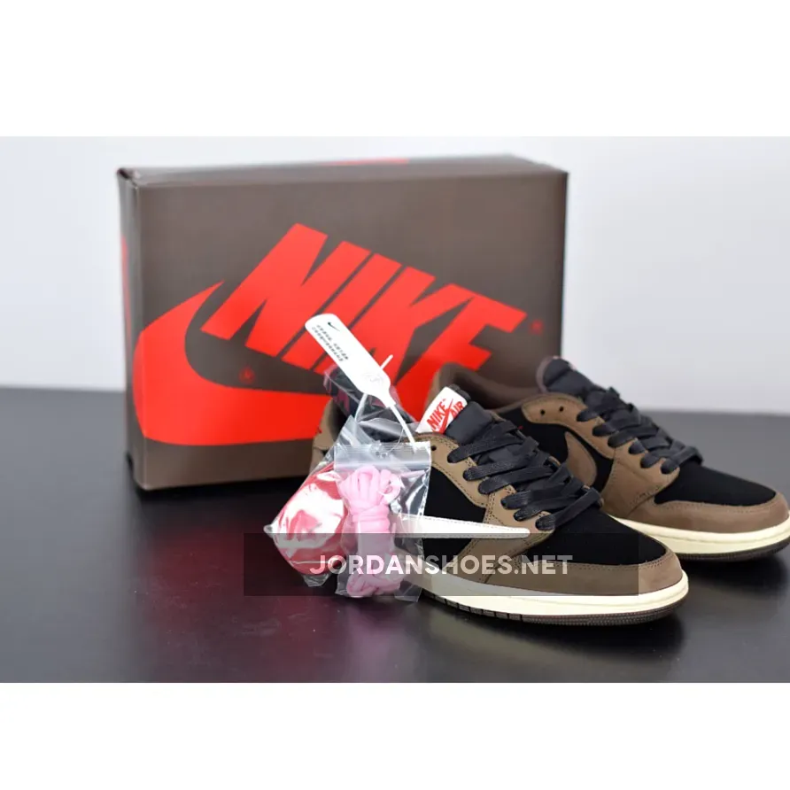 Travis Scott x Air Jordan 1 Low OG SP "Dark Mocha"