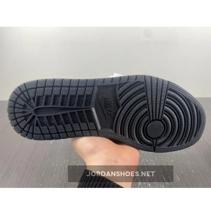 Travis Scott x Air Jordan 1 Low Black White Travis Scott x Air Jordan 1 Low Black White