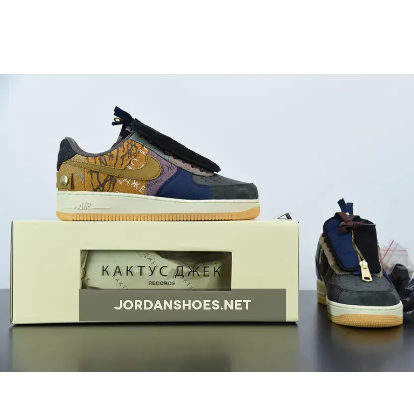 Travis Scott x Nike Air Force 1 Low "Cactus Jack" Muted Bronze Travis Scott x Nike Air Force 1 Low "Cactus Jack" Muted Bronze
